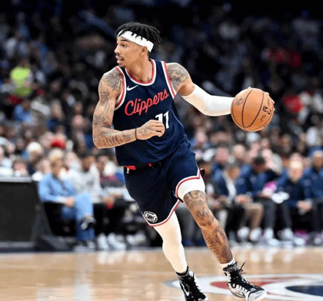 快船球员迎来复出,球队士气大振 快船球员迎来复出,球队士气大振