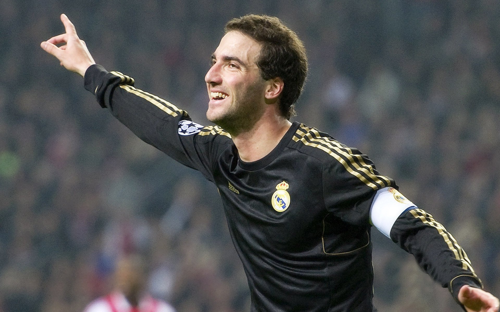 塔图姆式爆发！广厦队以团队篮球正面击溃火箭