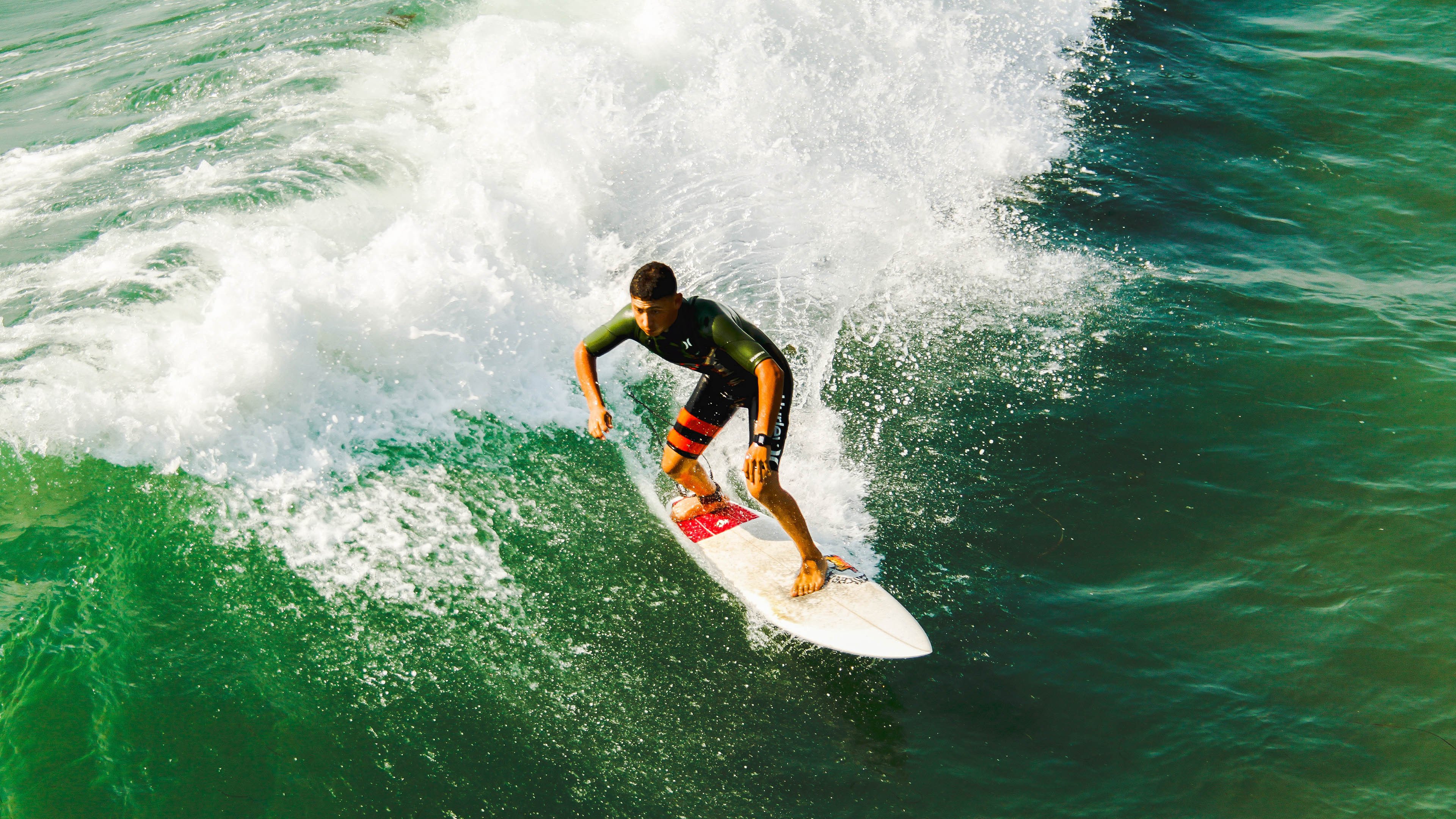 铁壁与利刃，阿克防守的艺术与摩纳哥的正面突破哲学
