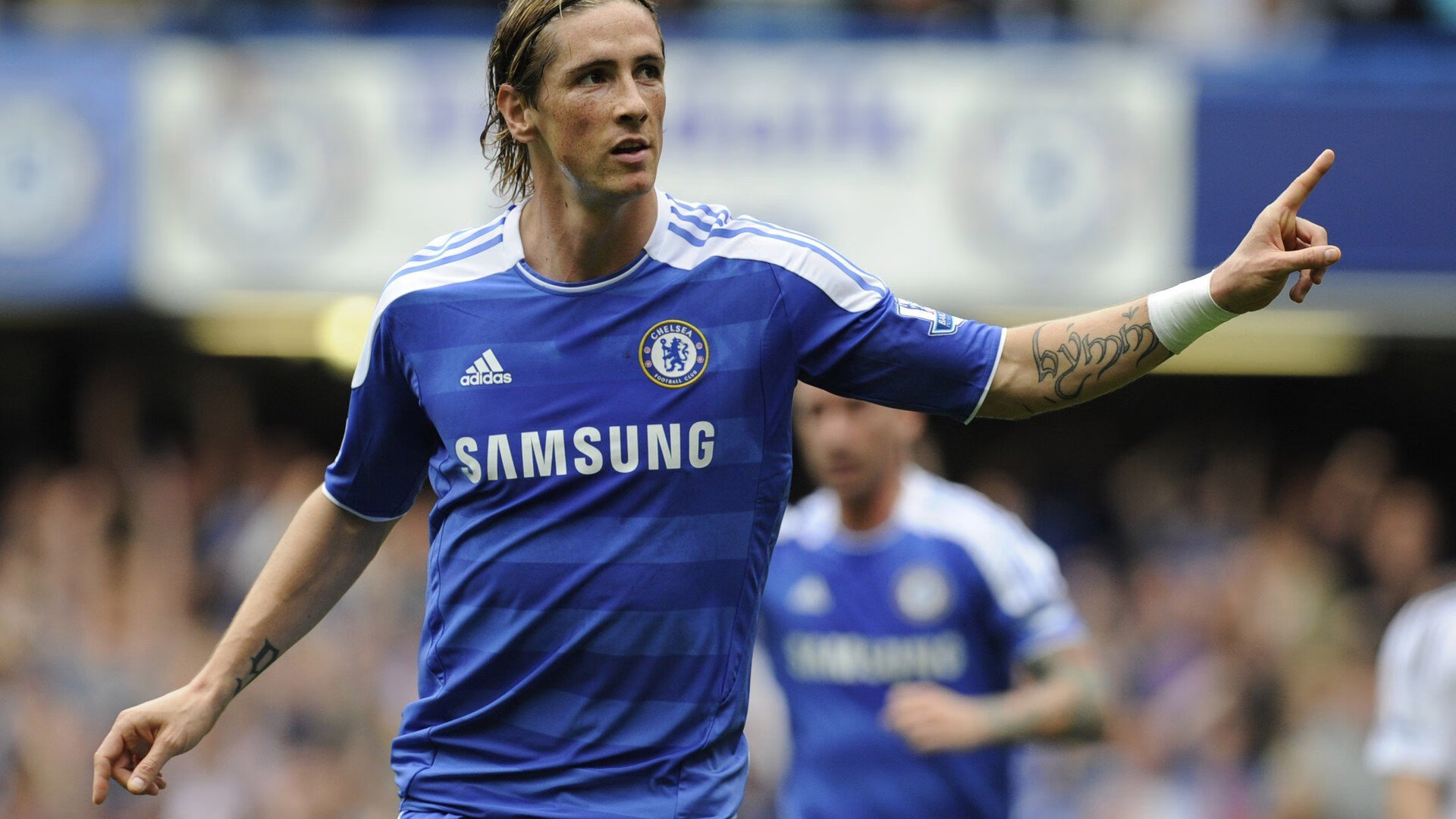 库尔图瓦神扑定乾坤，雷恩掀翻法甲豪门里昂